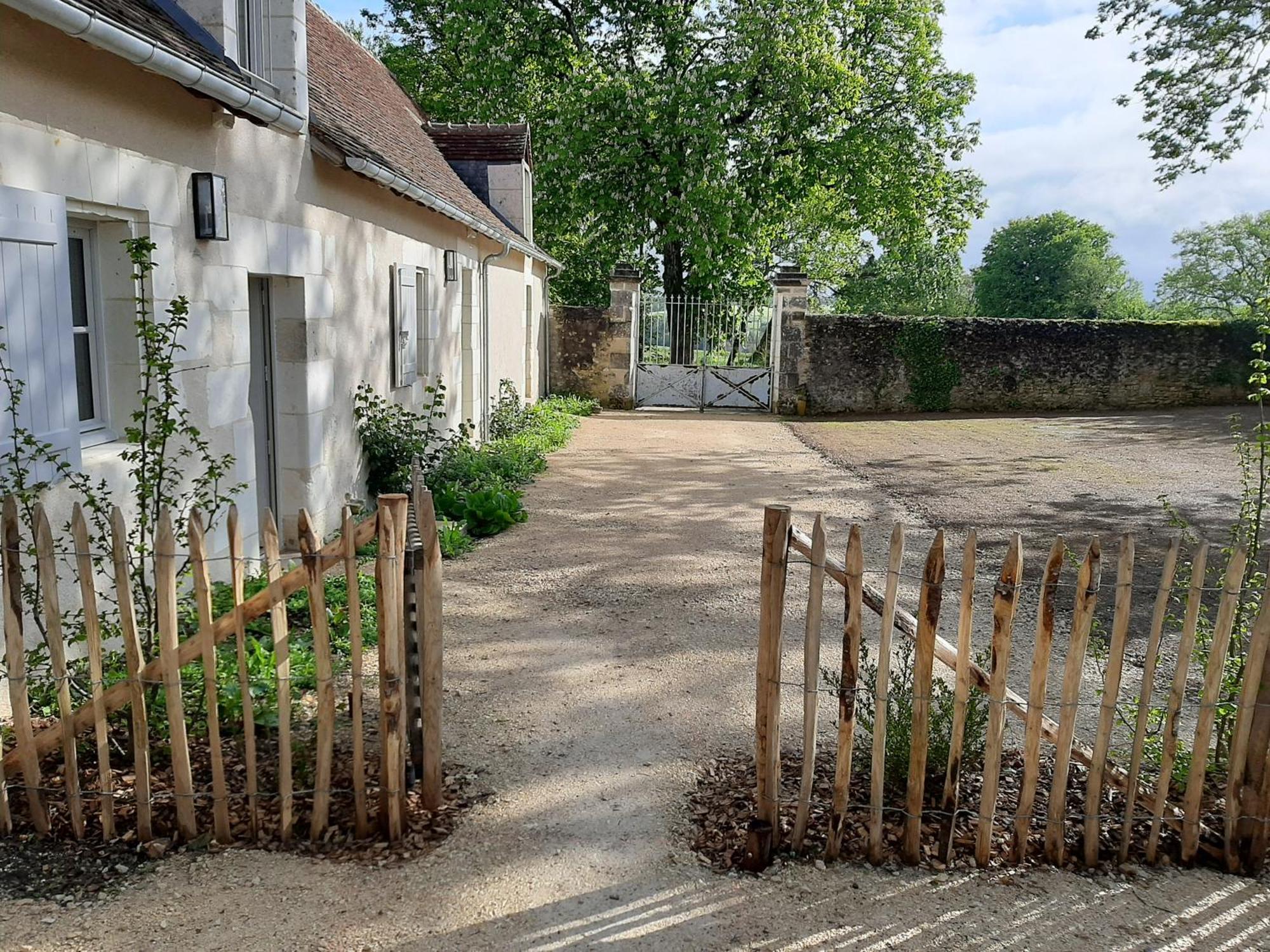 Le Puits Renaissance - Gites De Caractere Et Piscine Chauffee Chambourg-sur-Indre Exteriör bild